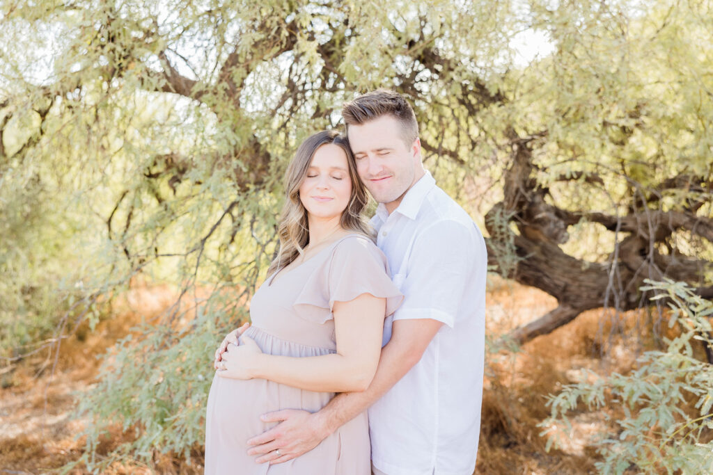 Desert maternity photoshoot in Phoenix, Arizona. 