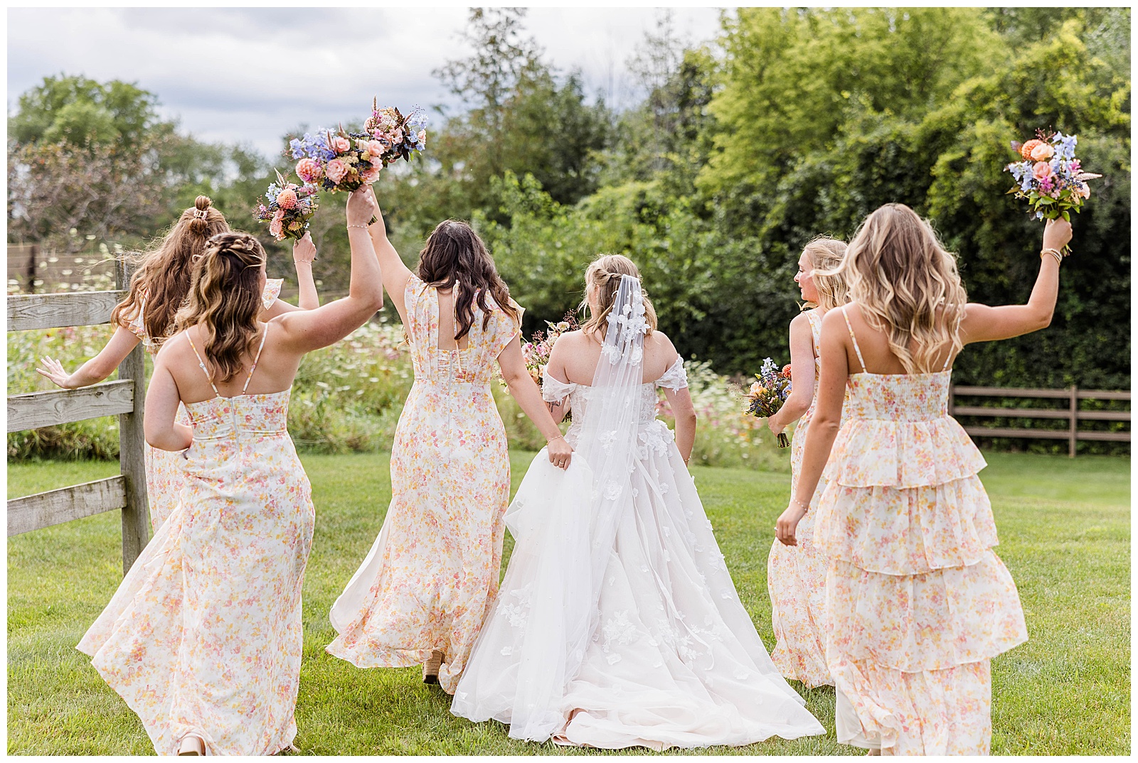 Wedding details, summer wedding, bridesmaids