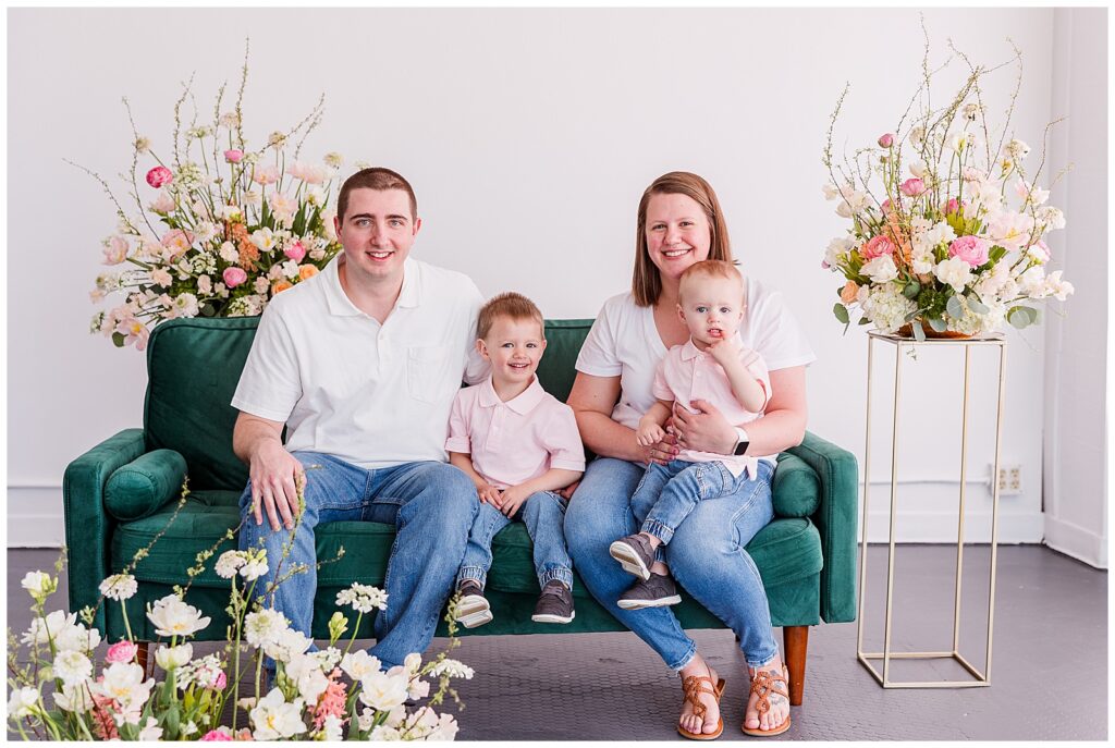 Spring Mini sessions, Studio Mini Sessions, Spring Blooms, Wisconsin Mini sessions