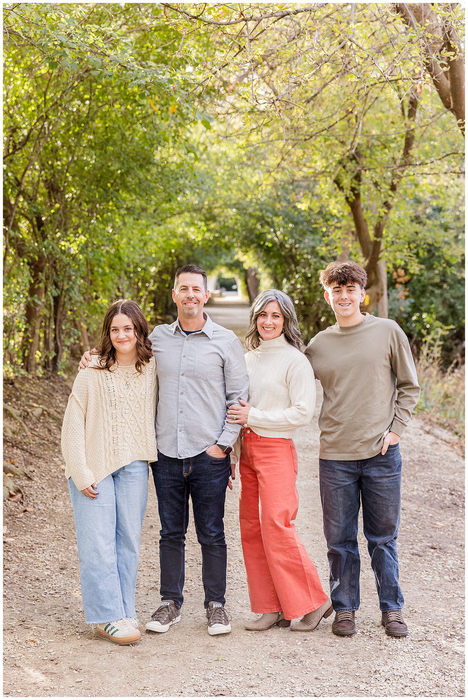 Milwaukee Family Photographer, Oconomowoc Family Photographer, Delafield Fish Hatchery