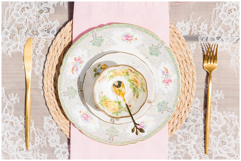 Flower Garden Teaparty, Flower Garden Party, Milwaukee Family Photographer, Oconomowoc Family Photographer 