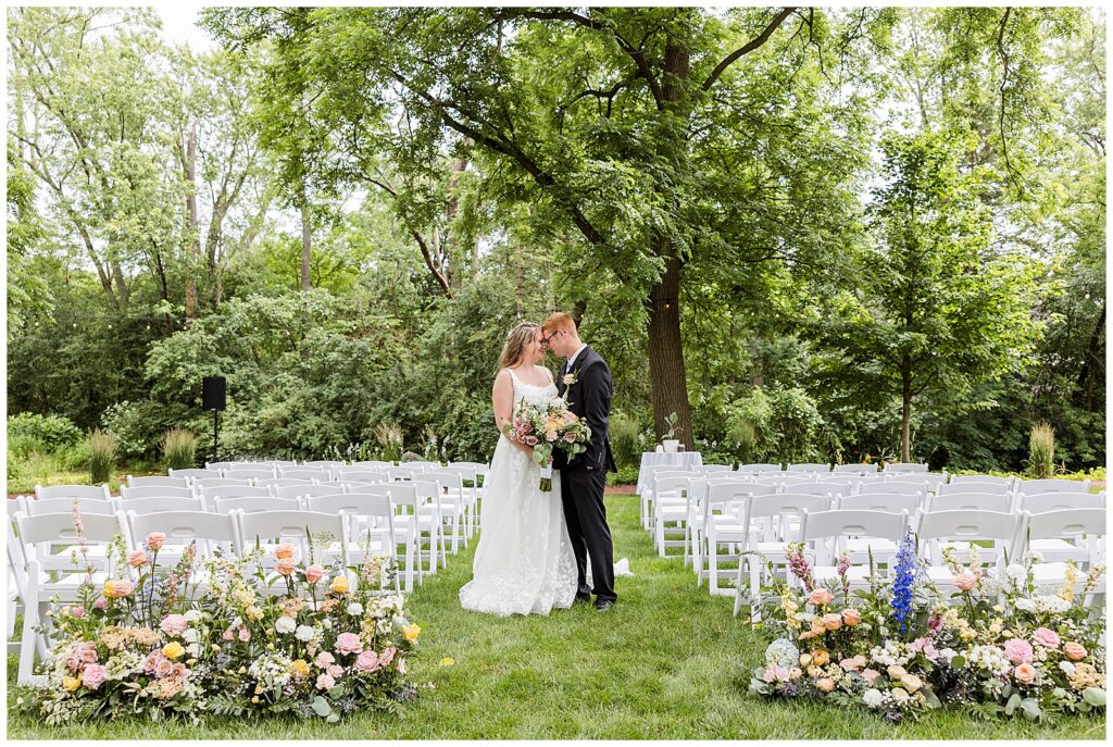 Shully’s Cuisine Wedding, Milwaukee Wedding photographer. Shully’s Watermark Tented Wedding
