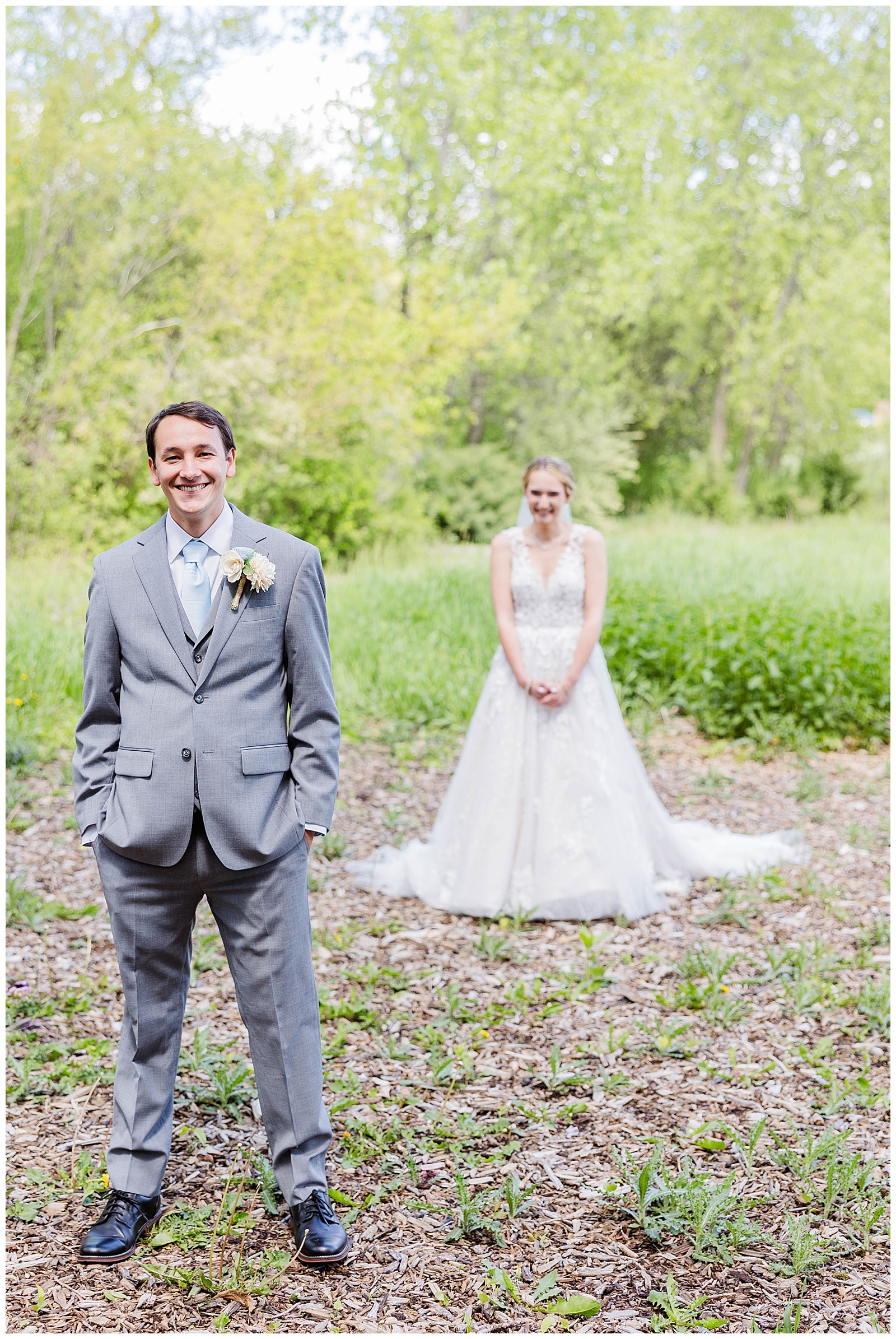 first look, fete wisconsin wedding